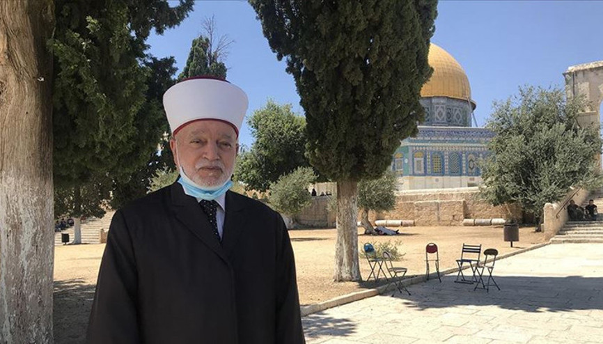 İsrailden Filistin Müftüsü Hüseyine 6 ay daha yasak
