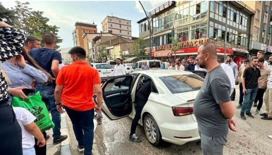 Yoldan geçen doktor 1 yaşındaki bebeğin hayatını kurtardı