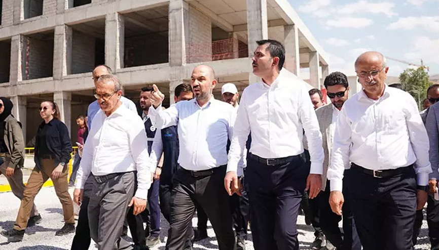 Bakan Kurum’dan 24 saat mesai paylaşımı Bakan Kurum’dan 24 saat mesai paylaşımı