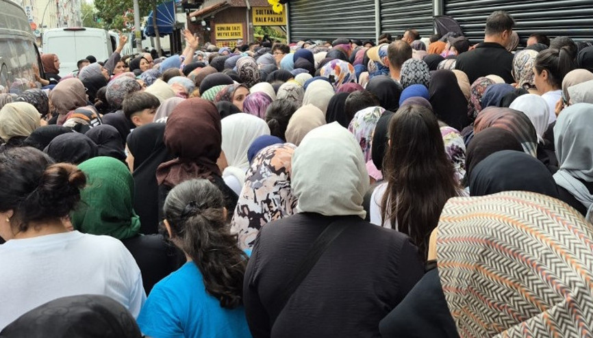 Yer: İstanbul Duyan koşup geldi; izdiham yaşandı | Kepenkler indirilince yuhaladılar