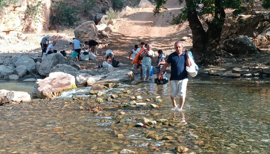 Sıcak havadan bunalanlar Zore Vadisi’nde serinliyor