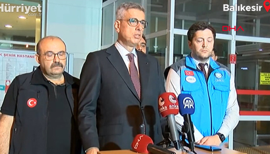 Bakan Memişoğlu: 18 kişiyi taburcu ettik, 11 hastamız hastanemizde