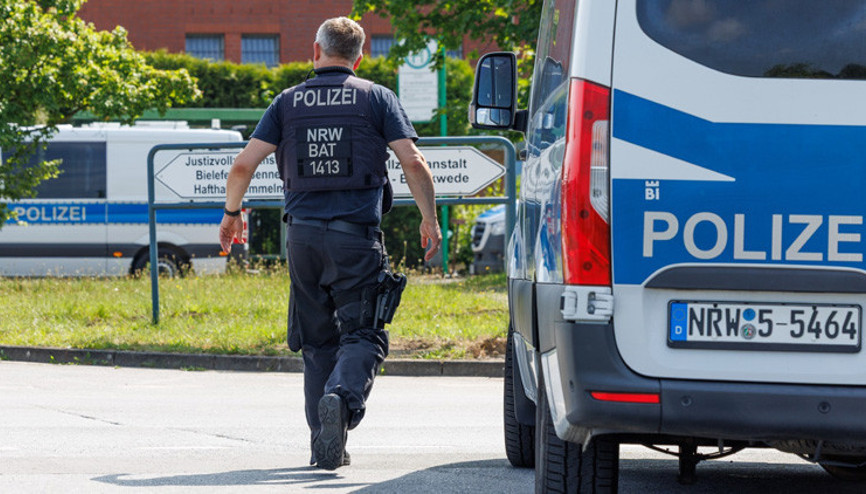 Aile faciasında 3 ölü