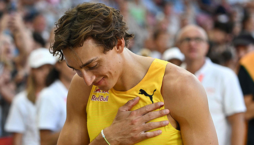 Armand Duplantis, sırıkla atlamada 13. kez dünya rekoru kırdı