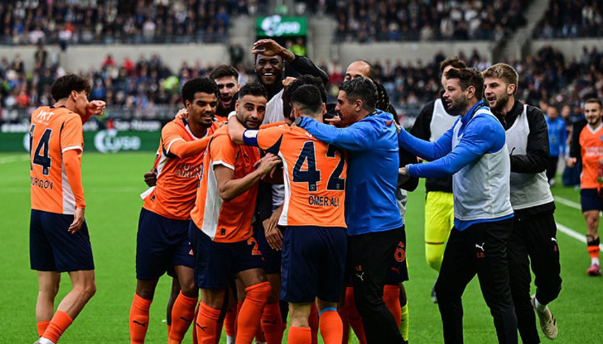 Başakşehir play-off için Viking önünde