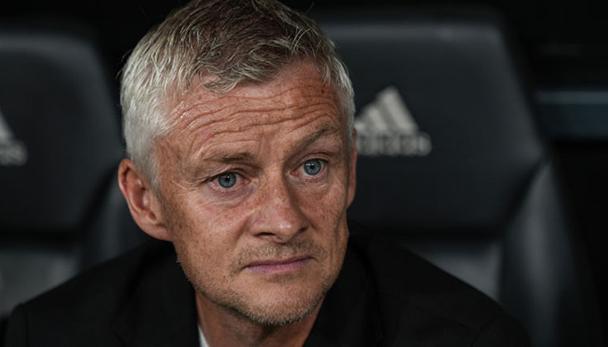 Beşiktaş taraftarından futbolculara ve Solskjaere sert tepki