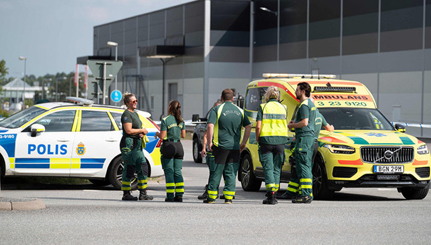 İsveçte camiye silahlı saldırı Fail yakalanamadı, polis arama çalışması başlattı