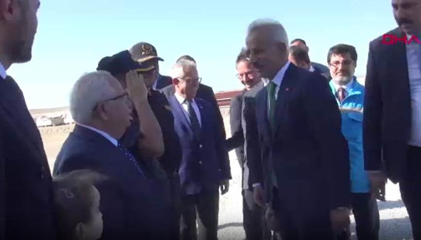 Bakan Uraloğlu: Yozgat Havalimanını seneye açacağız