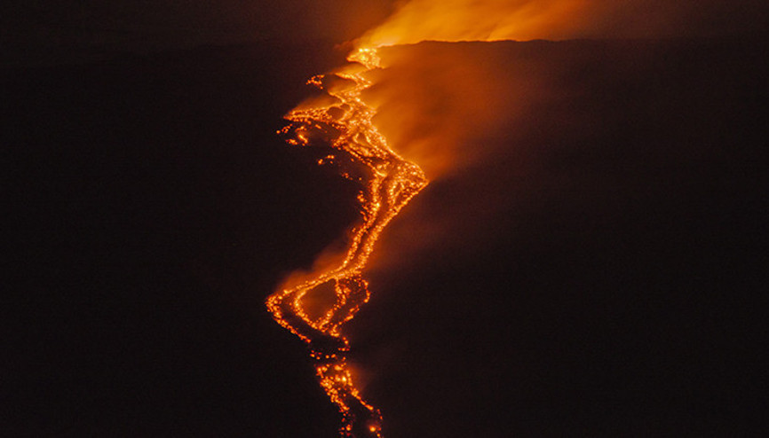 İtalyanın Etna Yanardağı aktif hale geldi