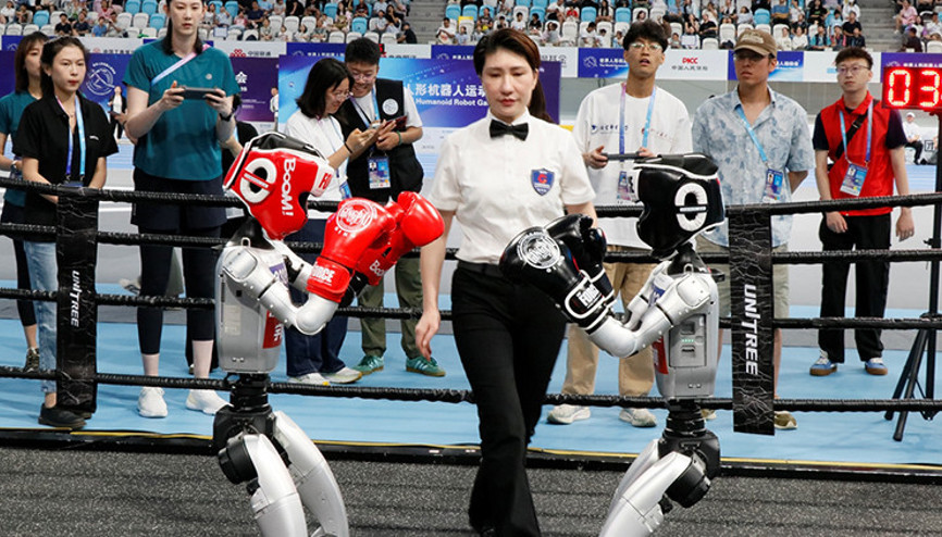 Çinde Dünya İnsansı Robot Oyunları, spor ve senaryo müsabakalarıyla devam etti