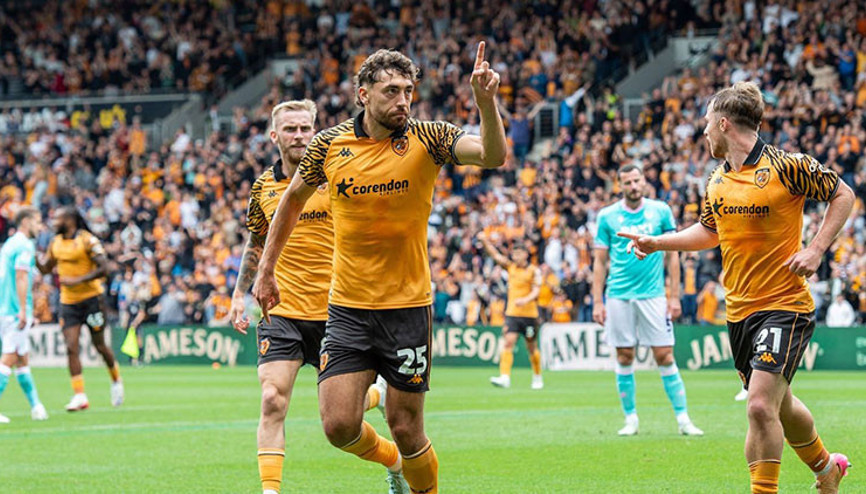 Hull City son nefeste güldü
