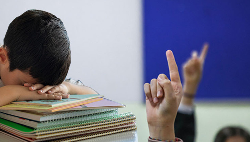 Kararsız ailelere eğitim rehberi: Yılın son aylarında doğan çocuklar okula bir sene geç mi başlamalı Sınıfın en küçüğü olmak gerçekten dezavantaj mı Kararsız ailelere eğitim rehberi: Yılın son aylarında doğan çocuklar okula bir sene geç mi başlamalı Sınıfın en küçüğü olmak gerçekten dezavantaj mı