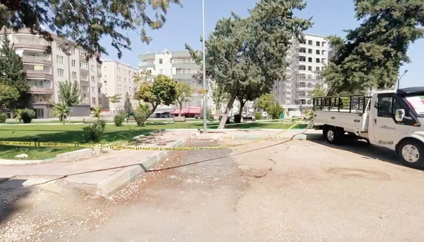 Takip edip 13 bıçak darbesiyle öldürdü... Parkta dehşet