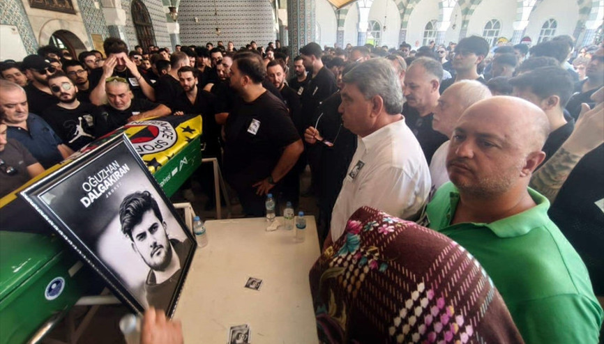JROKEZ NEDEN ÖLDÜ Jrokez olarak bilinen Oğuzhan Dalgakıran kimdir, kaç yaşındaydı, nereliydi İşte biyografi bilgileri...