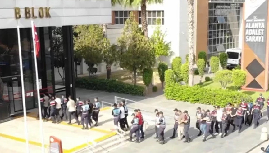 5 ilde yasa dışı bahis ve nitelikli dolandırıcılık operasyonu: 43 şüpheli yakalandı