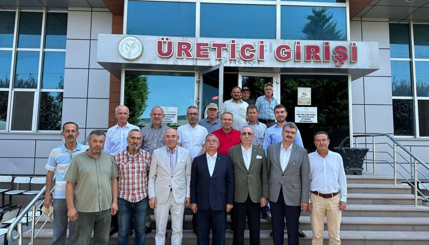 Cumhurbaşkanlığı Yüksek İstişare Kurulu Üyesi Yılmaz, Polatlı Ticaret Borsasını ziyaret etti
