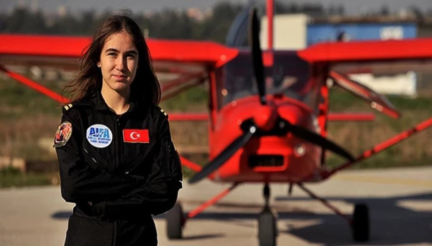Türkiye’nin en genç pilotu Defne, TIME dergisine adını yazdırdı