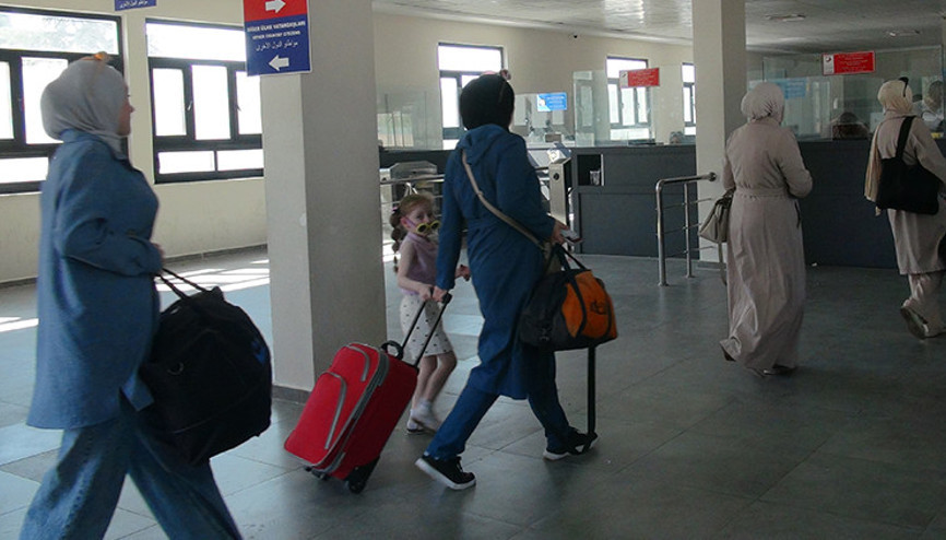 Bakanlık duyurmuştu: Türkiyeden pasaport ile geçiş başladı