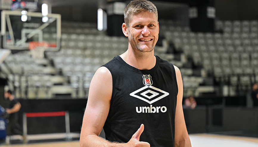 Beşiktaşın Kanadalı basketbolcusu Conor Morgan, yeni sezonda da takımına güveniyor