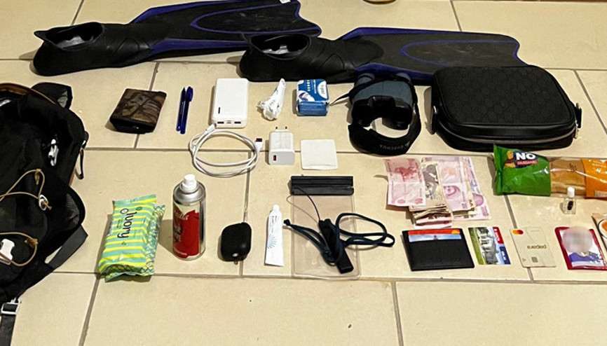 Kuşadasından Sisam Adasına yüzerek geçmek için hazırlık yapan kaçak göçmen yakalandı