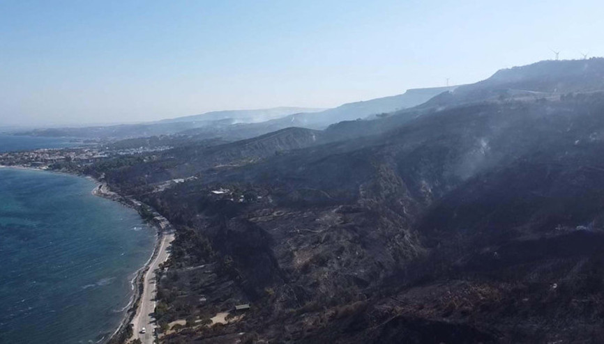 4 yangında 52 bin dönüm kül oldu