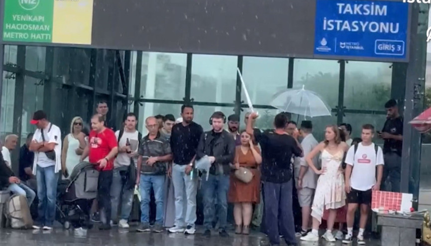 İstanbulda yağış başladı