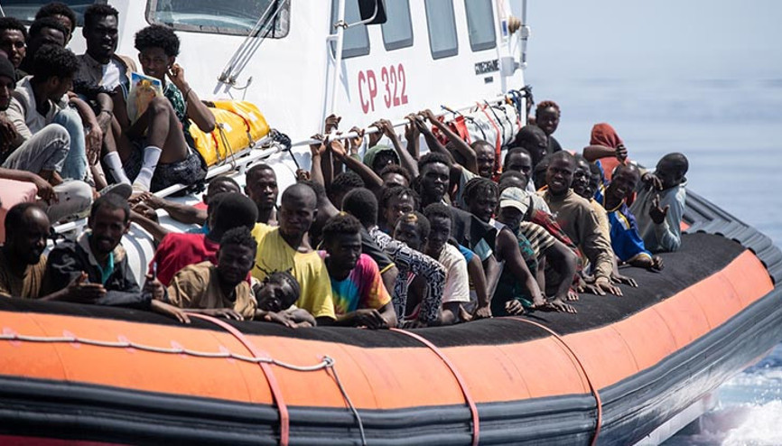 Akdenizde göçmen operasyonu: 130 can kurtarıldı