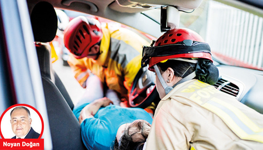 İşte trafik kazası sonrası tedavi süreci… SGK kaza sonrası tedaviyi karşılama şartlarına açıklık getirdi