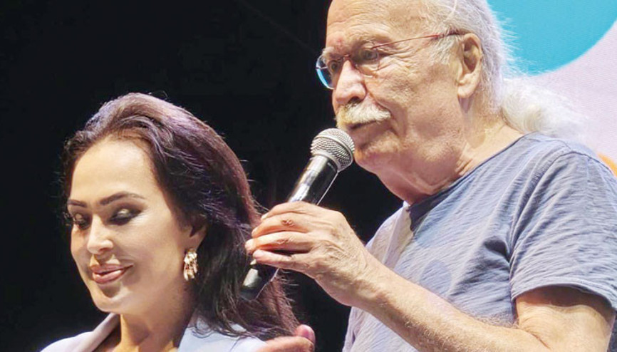 Efsaneler aynı sahnede