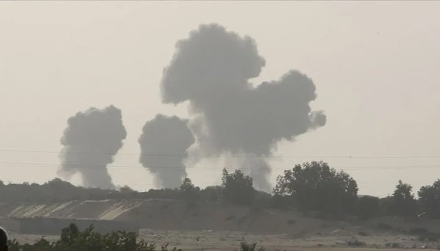 İsrail Suriyeye saldırdı: Suriyeli askerler hayatını kaybetti