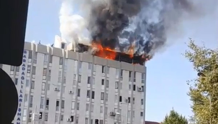 Babadağlılar Çarşısı’nda yangın; 1 kişi yaralandı, 2 kişi dumandan etkilendi