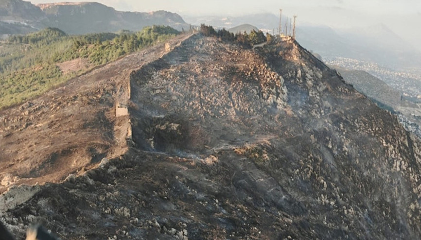 Hataydaki orman yangını, 16 saat sonra kontrol altına alındı