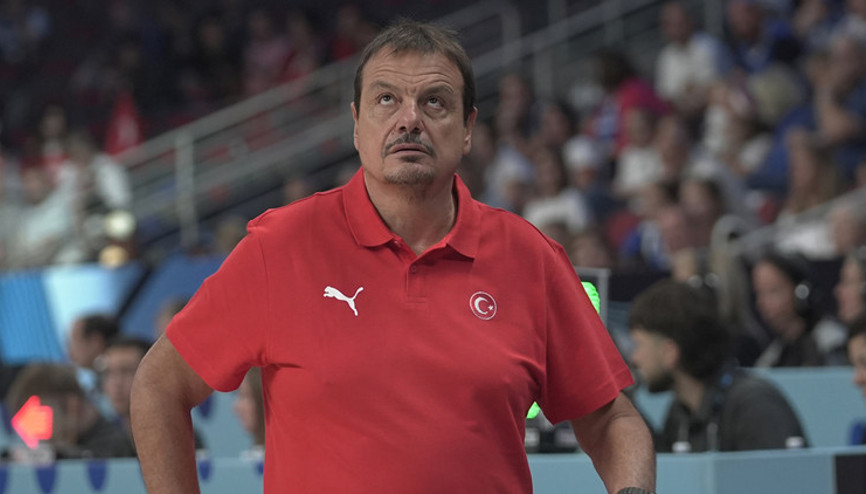 Ergin Ataman: Endişelenmeye gerek yok, finale kadar gideceğiz