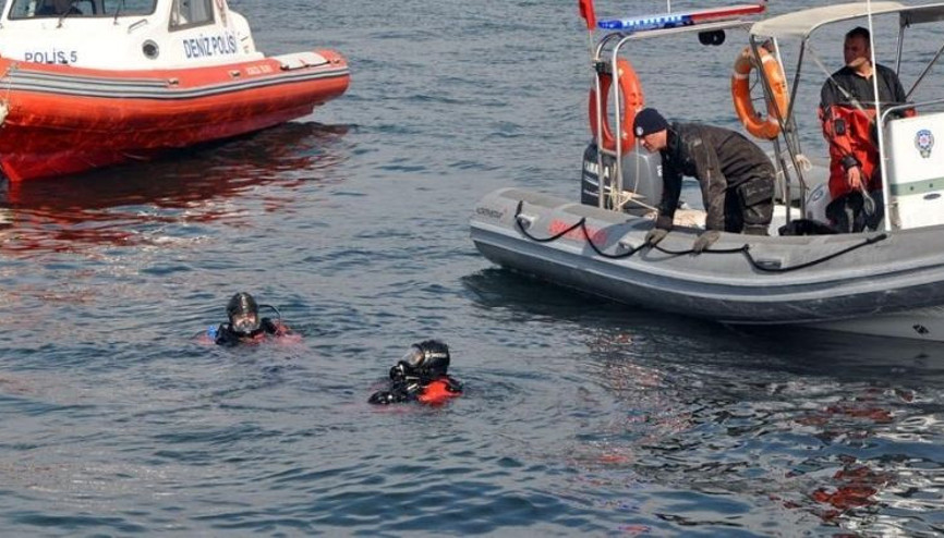 Van Gölünde kadın cesedi bulundu