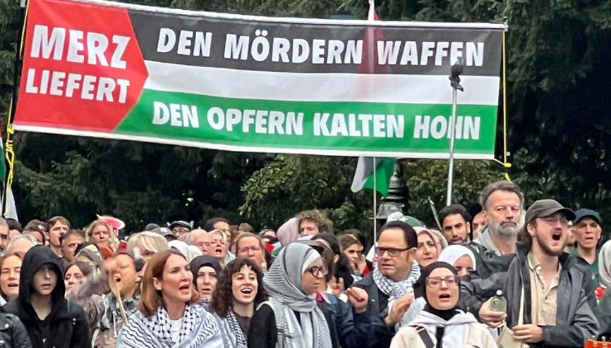 Gazze protestosunda Almanlar bir adım önde