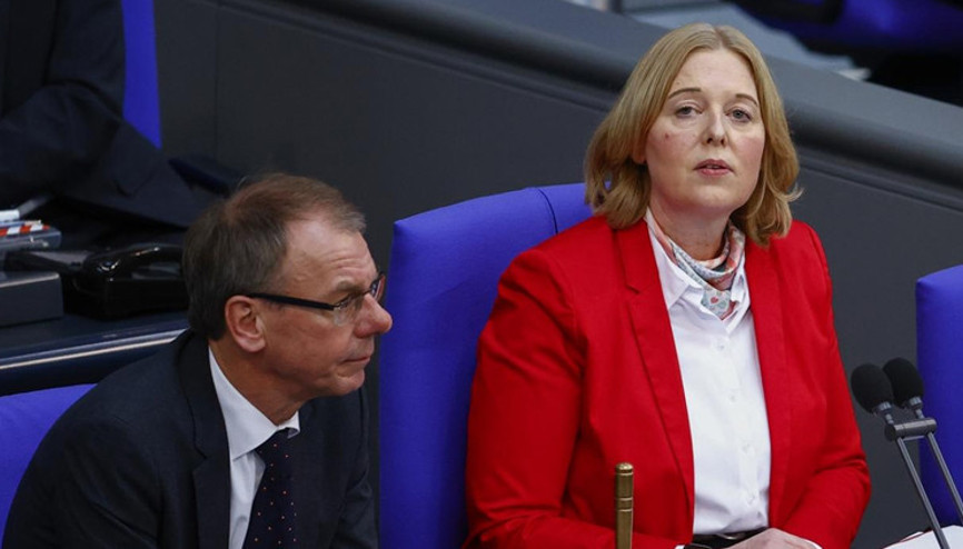 Ortaklar yine birbirine girdi