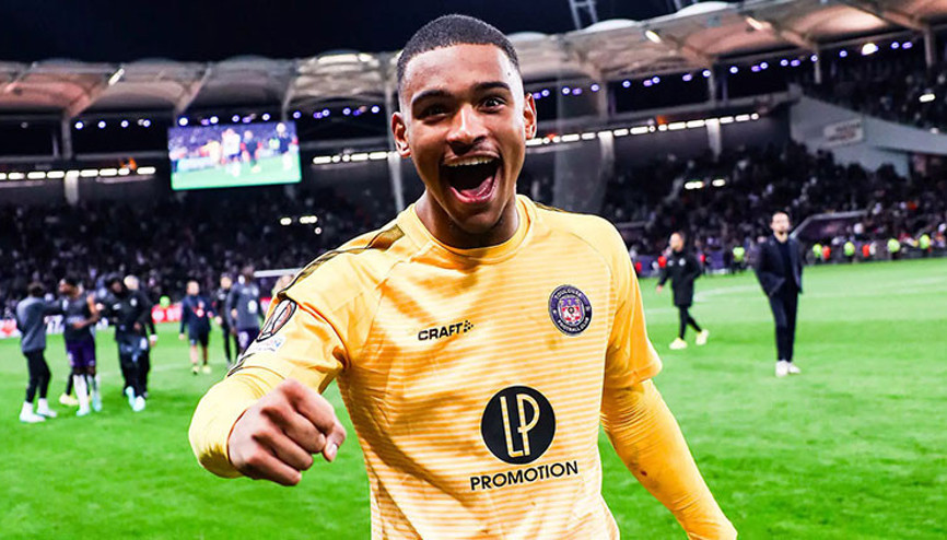 Galatasaray kalecisini buldu Guillaume Restes transferi için teklif yapıldı