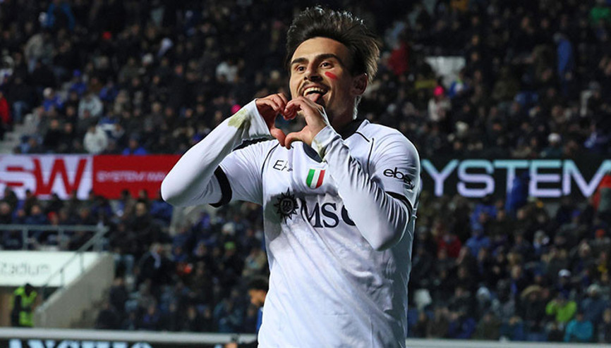 Eljif Elmas, yeniden Napolide