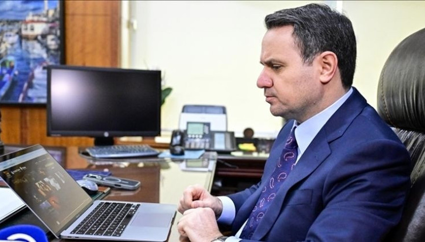 Akın Gürlek’in evinin önünde 2 gözaltı