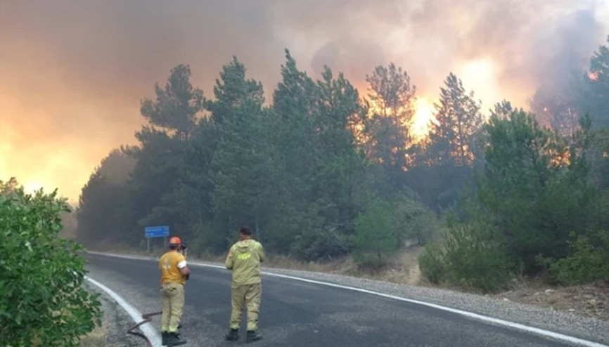 Bakan Yumaklı, orman yangınlarına ilişkin son durum hakkında Safranbolu’da açıklama yaptı