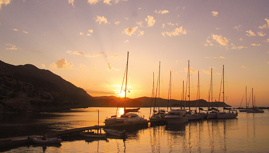 Yelkeni rüzgâra bırakıp koy koy gezelim