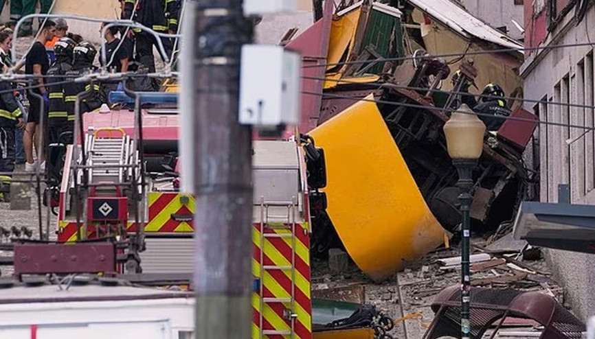 Portekizde tramvay faciası: En az 15 kişi hayatını kaybetti, çok sayıda kişi yaralandı