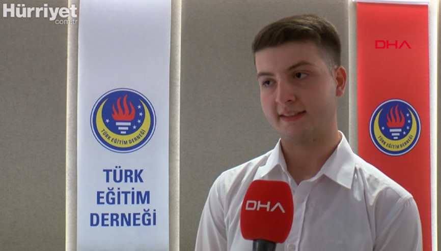 Depremin yaralarını sarıp, Türkiye 43’üncüsü oldu; tıp fakültesine yerleşti Depremin yaralarını sarıp, Türkiye 43’üncüsü oldu; tıp fakültesine yerleşti