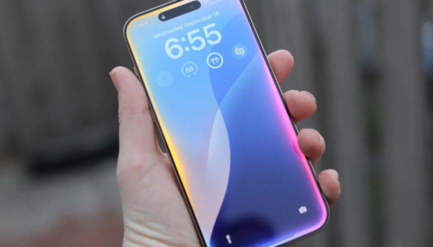 Apple, “daha akıllı” Siri için Google ile anlaştı Apple, “daha akıllı” Siri için Google ile anlaştı