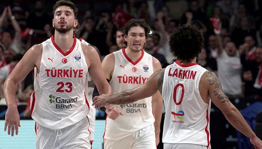 TBF Başkanı Türkoğlundan Sırbistan galibiyeti ve grup birinciliği değerlendirmesi