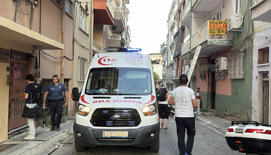 Evden yayılan kötü koku panik yarattı; nedeni bozulan et çıktı