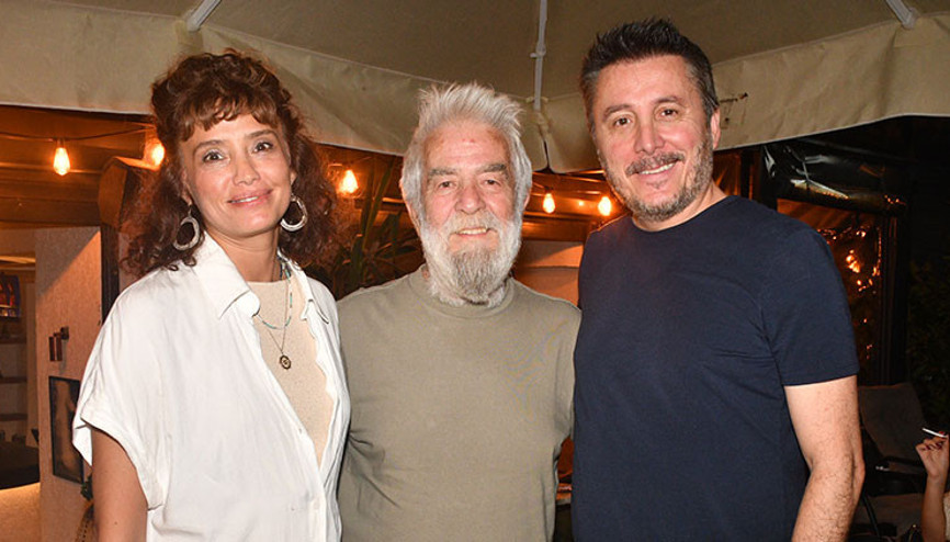 Nehir Erdoğan dostlarıyla hasret giderdi