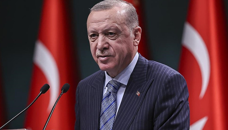 Cumhurbaşkanı Erdoğan, cuma namazını Hz. Ali Camisinde kıldı