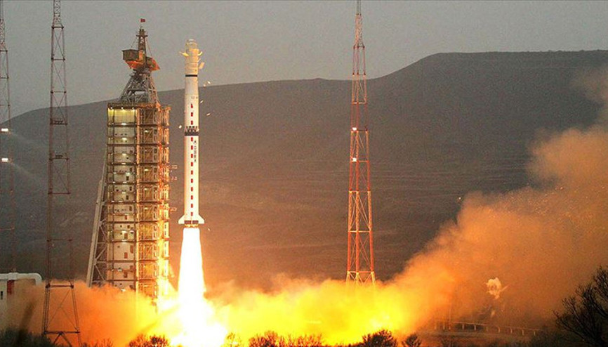 Çin test uydusunu fırlattı