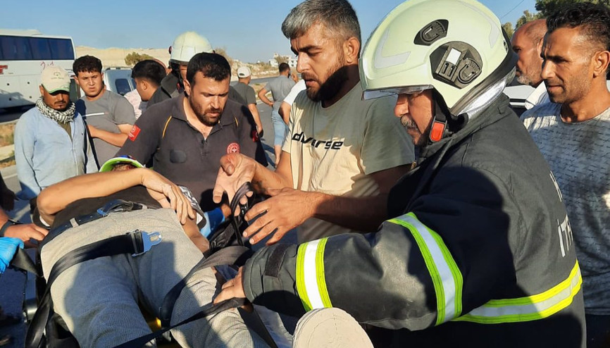 Hatay’da 2 otomobil çarpıştı; 4 yaralı Hatay’da 2 otomobil çarpıştı; 4 yaralı